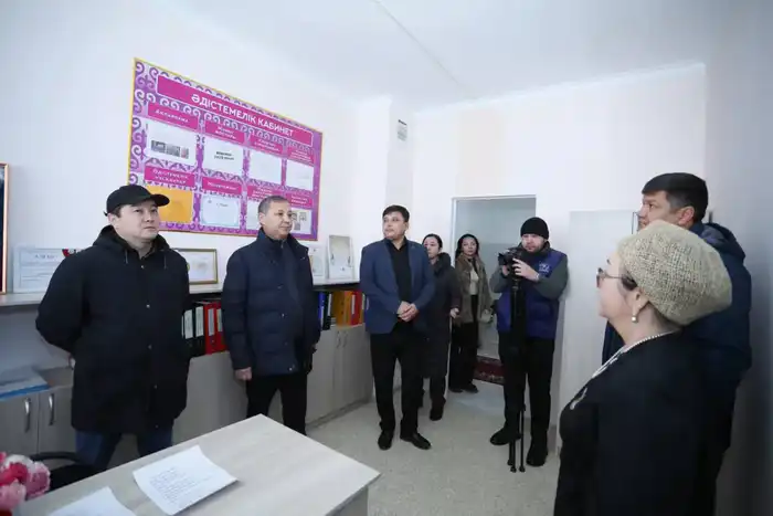Нурдалет Килыбай акцентировал внимание на значимости социальных объектов во время визита в село Сайотес Павлодаре