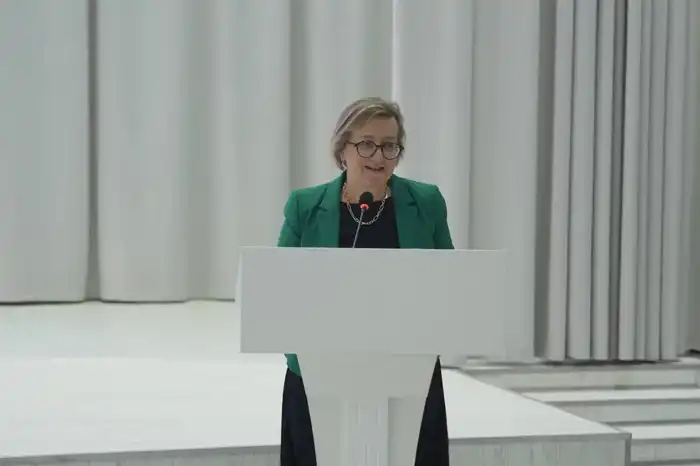 Более 150 тысяч школьников Астаны и Акмолинской области приняли участие в экочасе на тему водосбережения «Экономь воду – сохраняй будущее» (3)