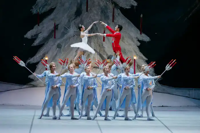 International Ballet Showcase: Over 40,000 Attend Tchaikovsky's 'The Nutcracker' in Kazakhstan Павлодаре