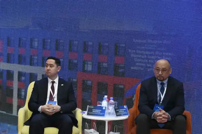 В Астане прошла республиканская научно-методическая конференция (6)