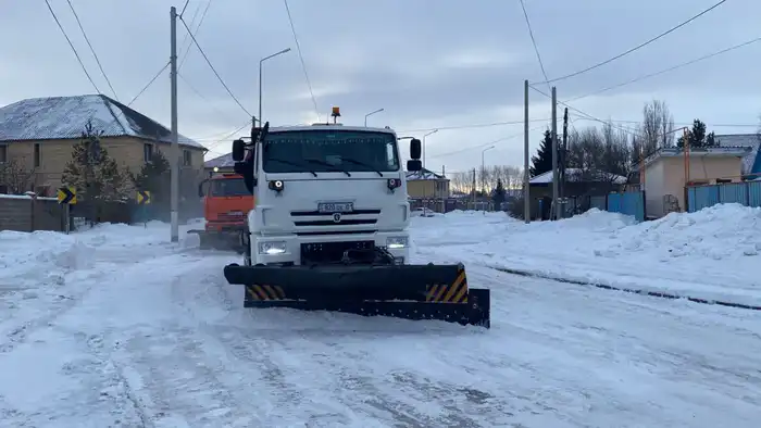 Коммунальные службы Астаны продолжают активно убирать снег: вывезено около 2,8 млн кубометров с начала зимнего сезона Павлодаре