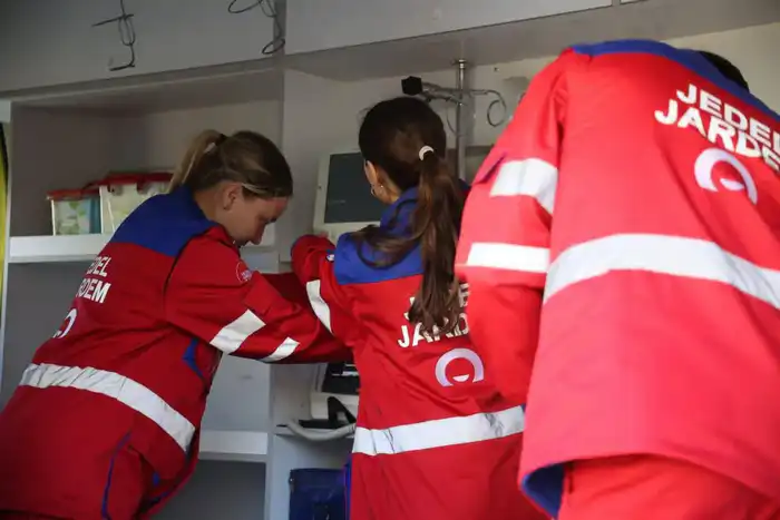 МИНЗДРАВ: В 2025 ГОДУ СКОРАЯ ПОМОЩЬ ОБСЛУЖИЛА 7,4 МЛН ВЫЗОВОВ, ПОКАЗАТЕЛЬ УСПЕШНОЙ РЕАНИМАЦИИ ВЫРОС НА 8,2% (2)