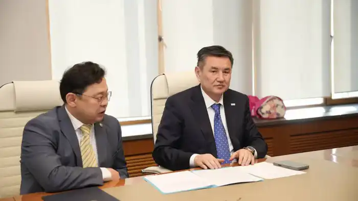 Аким ВКО обсудил подготовку спортсменов региона к XXV зимним Олимпийским играм в Италии Павлодаре