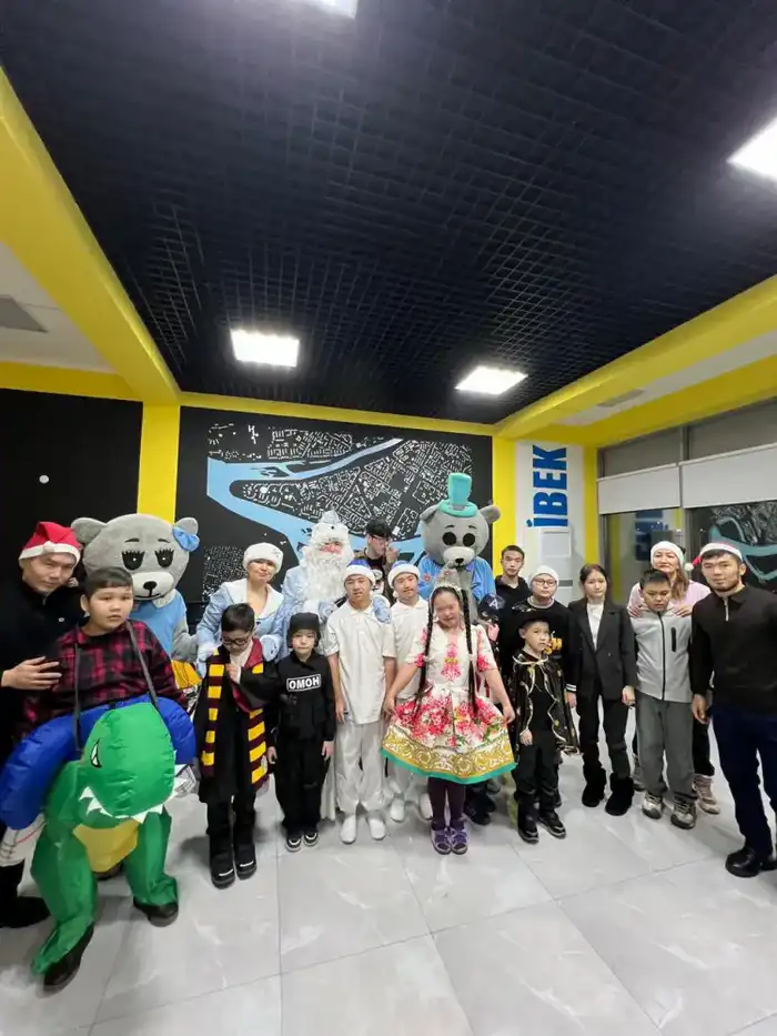 Молодёжь Казахстана: волонтёрская искра, зажигательная поддержка ветеранов в ВКО Павлодаре