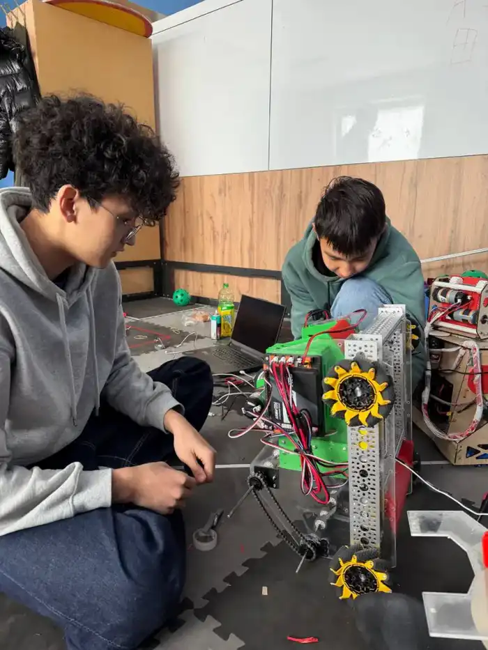 Актобе: школьники установили рекорд в робототехнике Павлодаре