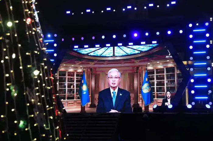 Актобе отпраздновал Новый год с масштабным празднованием и культурными мероприятиями на главной площади Павлодаре