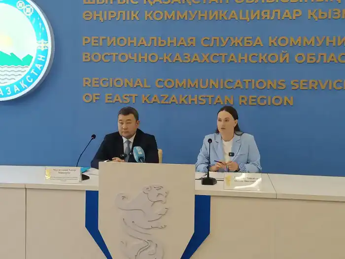 Снежная симфония Восточного Казахстана: 800 единиц техники в борьбе за чистые дороги Павлодаре