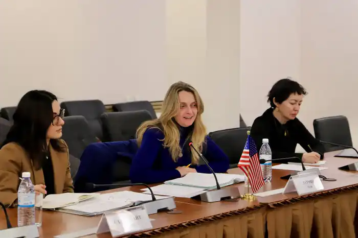 Работа в Казахстане: права под защитой США? Павлодаре