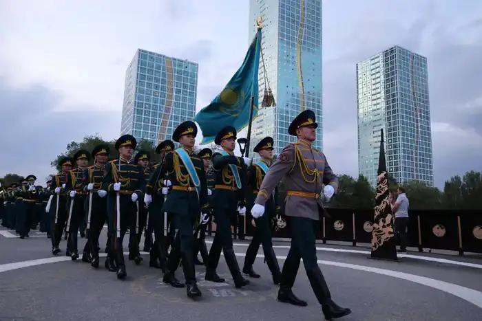 Национальная гвардия Казахстана: стражи порядка на страже безопасности — 18 тысяч нарушителей задержаны Павлодаре