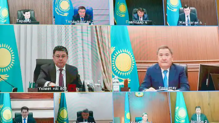 Канат Бозумбаев проверил ход реализации проекта «Ауыл Аманаты» в регионах Павлодаре