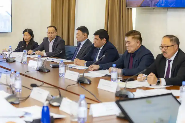 На заседании Межведомственной комиссии в Казахстане подведены итоги 2025 года и обсуждены планы по техническому регулированию Павлодаре