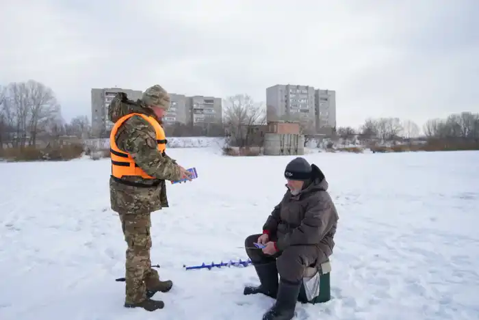 В Казахстане продолжается профилактическая акция по предотвращению несчастных случаев на водоёмах в зимний период Павлодаре