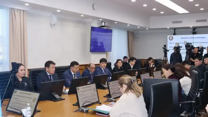 До 1 марта 2026 года налогоплательщикам необходимо выбрать специальный налоговый режим (7)