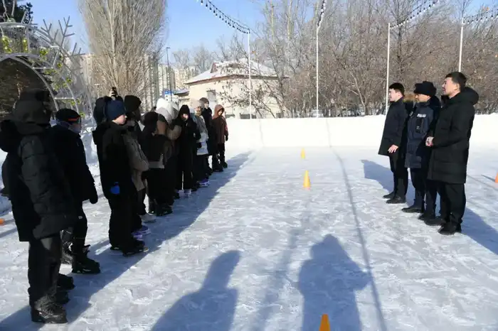 «Закон и порядок»: веселые старты для школьников провели в столичном парке (2)