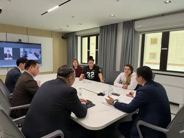 Вице-министр Куандык Кажкенов выслушал граждан по вопросам жилья и строительных стандартов Павлодаре