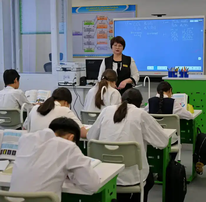 В Павлодаре открылась новая школа (7)