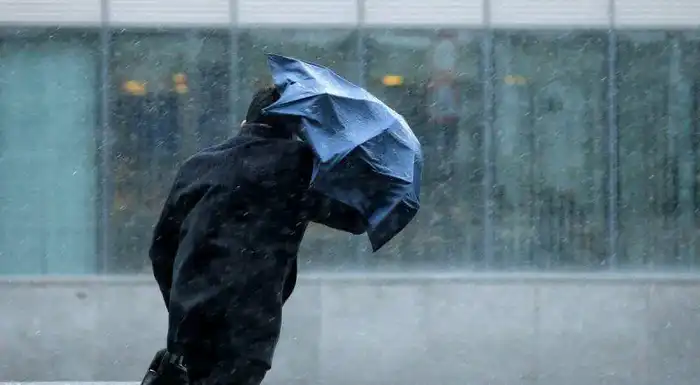 Спасатели Астаны призывают жителей к осторожности в условиях зимней стихии Павлодаре