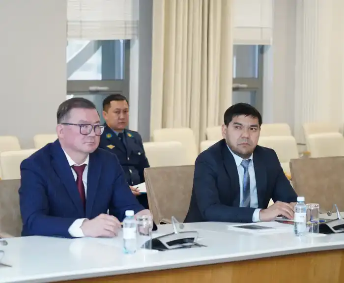 ТУРКЕСТАНСКАЯ ОБЛАСТЬ ГОТОВИТСЯ К ЗИМЕ: УСИЛЕННЫЕ РАБОТЫ ПО СОДЕРЖАНИЮ ДОРОГ Павлодаре