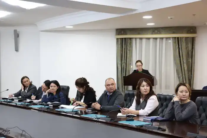 В рамках реализации программы правового всеобуча для сотрудников Аппарата Высшего Судебного Совета проведены очередные обучающие семинары, направленные на повышение профессионального уровня и правовой культуры государственных служащих (6)