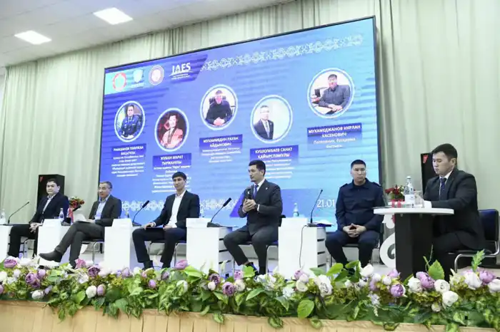 «Быть настоящим мужчиной - честь и ответственность»: в Астане прошел слет отцов (2)