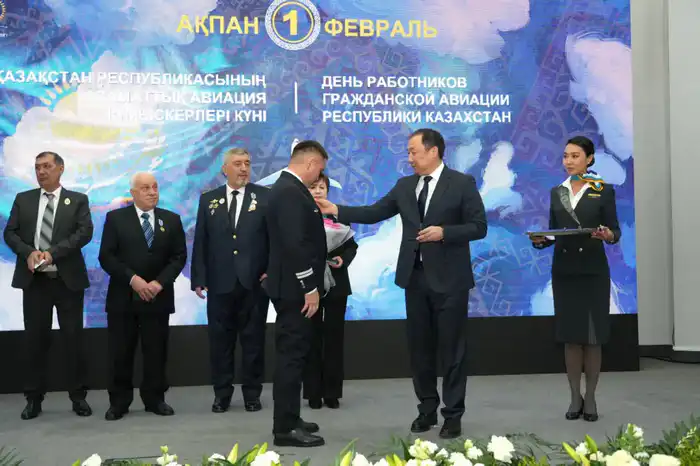 День работников гражданской авиации Казахстана: достижения и планы на будущее Павлодаре