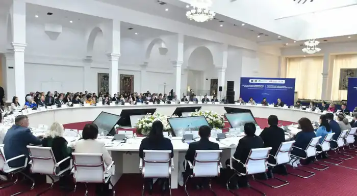 Рассмотрены вопросы повышения компетенций управленческих кадров (3)