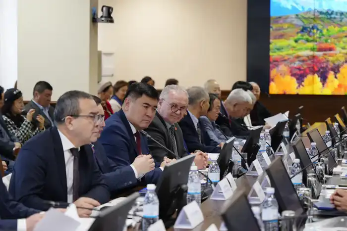 Вдохновение на перекрестке времени: международная конференция к 75-летию Алибека Аскара в Астане Павлодаре