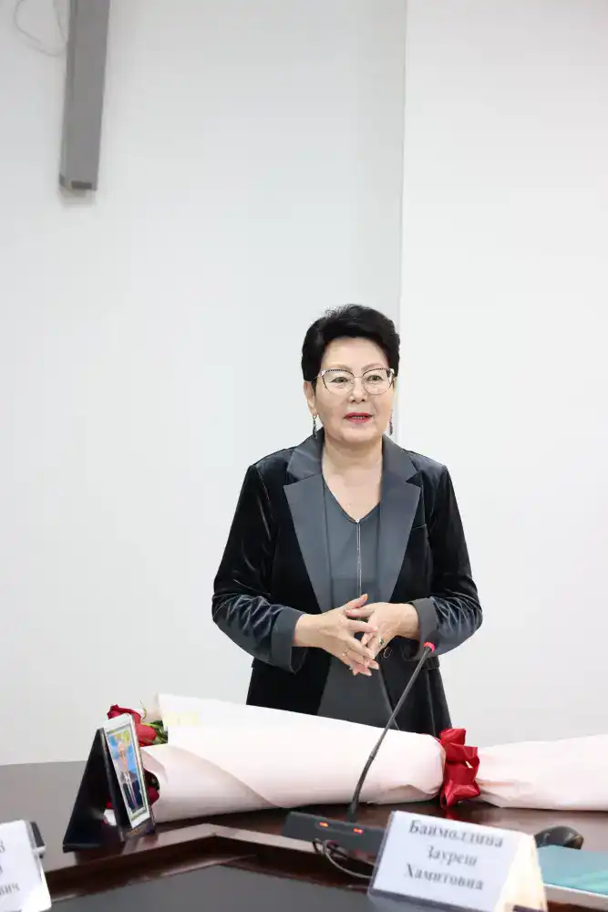 В Высшем Судебном Совете поздравили Баймолдину Зауреш Хамитовну с 70-летним юбилеем Павлодаре