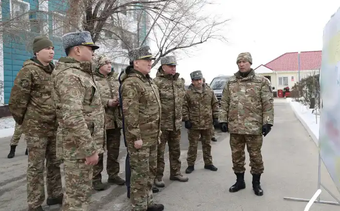 Министр обороны проинспектировал военные объекты в Кызылординской области (7)