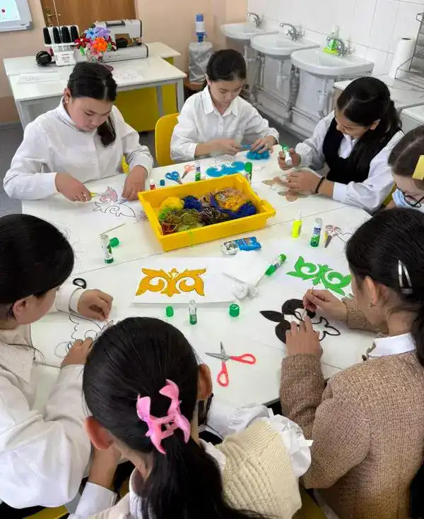 Формирование экологической культуры у школьников: эколекция специалистов МРЦ Карагандинской области Павлодаре