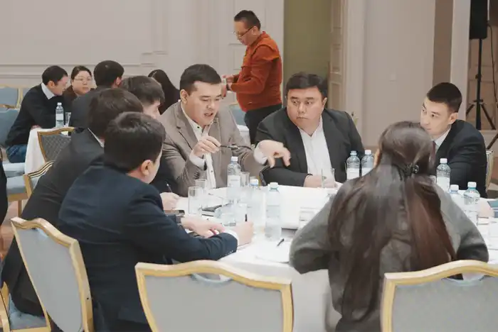 Обсуждение механизмов управления отходами на стратегической сессии с участием госорганов и предприятий Павлодаре