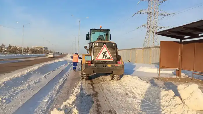 Снегопад в Астане: технику не счесть! Павлодаре