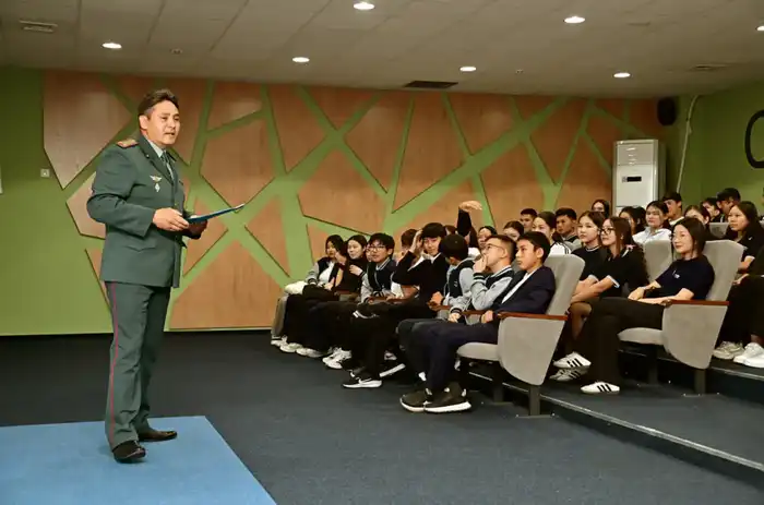 19 января: Влияние офицеров-воспитателей на моральный климат и боеготовность армии Павлодаре