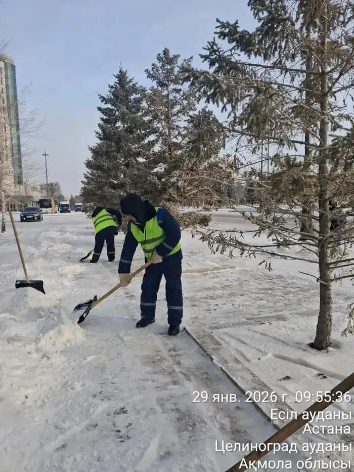 Уборка снега в Астане вывезено 33 миллиона кубометров Павлодаре