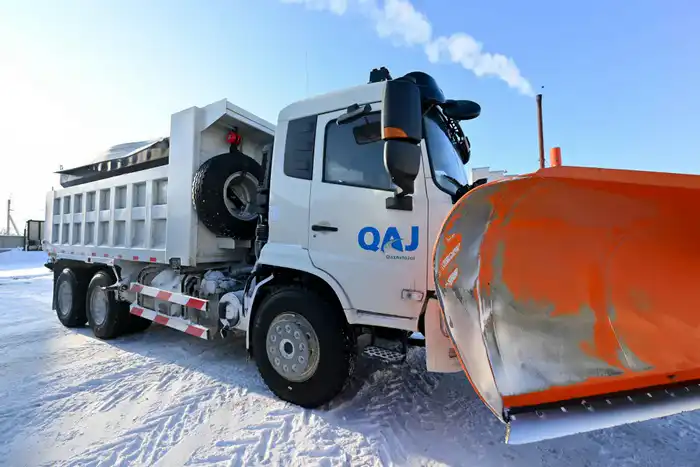 Аким области ознакомился с работой дорожного эксплуатационного участка в Бескарагайском районе (8)