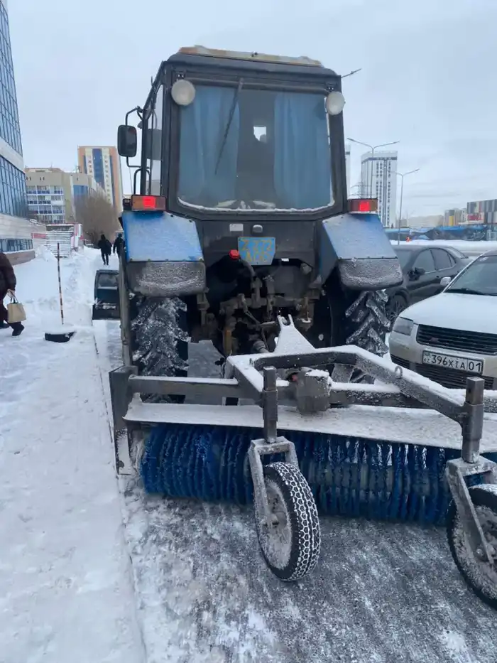Снежный шторм в Астане: коммунальщики вывезли 24 тысячи кубометров зимнего покрова за одну ночь Павлодаре