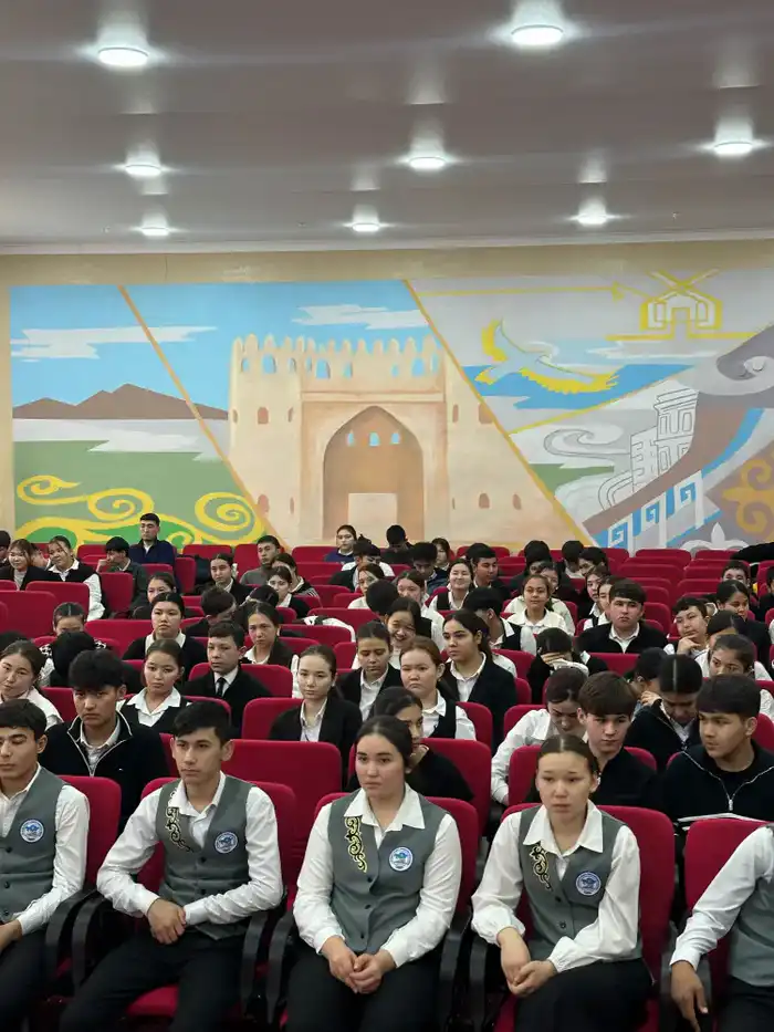 С юга Казахстана: более 10 тысяч школьников участвуют в профориентационной кампании от Коzybayev University Павлодаре