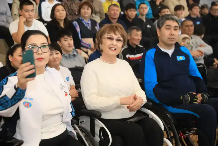 В Актобе открылся современный инклюзивный спортивный комплекс (2)