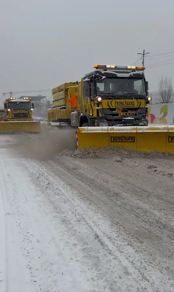 Снежная буря в Алматы: дорожные службы работают над восстановлением проходимости Павлодаре