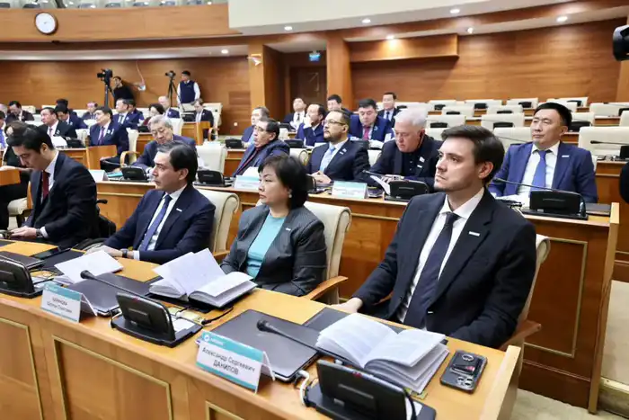 Обновленная конституция Казахстана: архитектура современного государство (3)