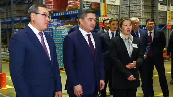 Премьер-министр посетил ряд предприятий Алматинской области и ознакомился с объемами привлеченных инвестиций (2)