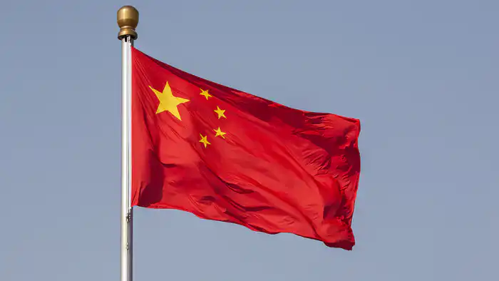 Китайский дракон призывает орла к миру: Пекин требует от США уважения к суверенитету Венесуэлы Павлодаре