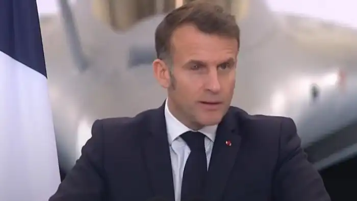 Париж: Макрон удивил публику с кровоподтёком на глазу Павлодаре