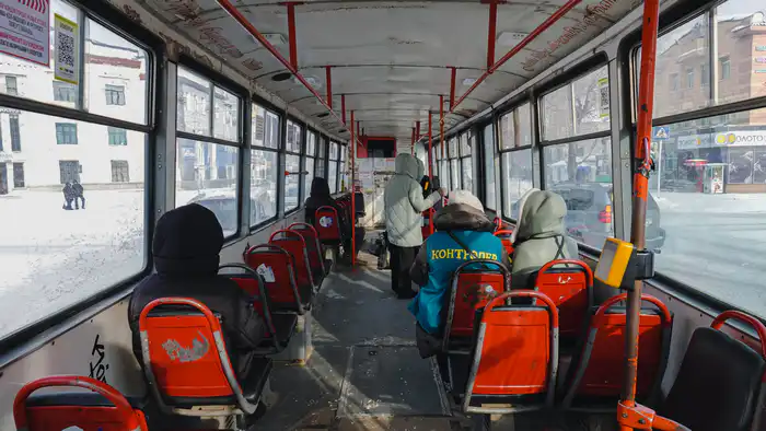 Другой вагон трамвая №3 в Усть-Каменогорске