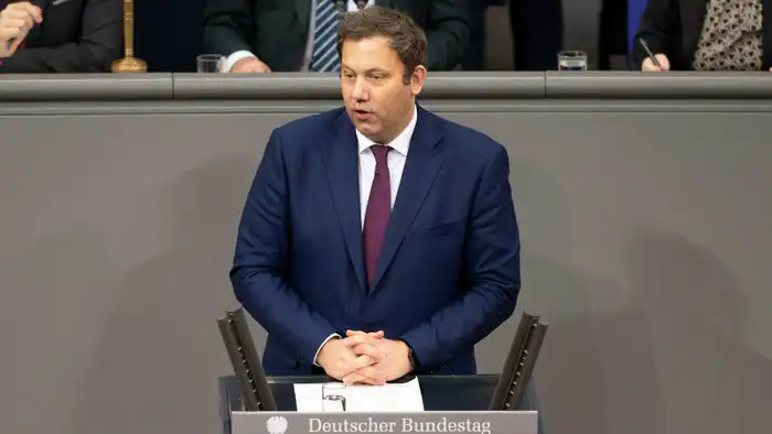 Европа против "тарифного торнадо": Вице-канцлер Германии ответил на вызов Трампа Павлодаре