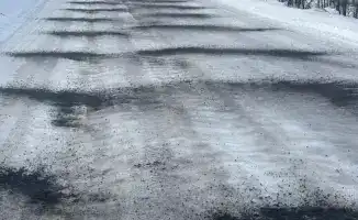 Зимнее содержание дорог в Жетісу: 524 единицы спецтехники и 16 тыс. тонн противогололедных материалов