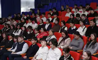 Игра Qarzhy Saqshysy в Астане для студентов и школьников повышение финансовой грамотности