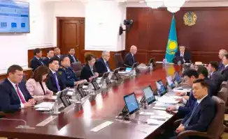 Развитие туризма и поддержка детей в Казахстане