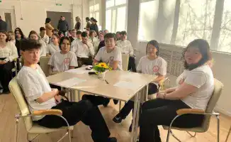 Студенты СКО участвуют в международной инициативе по повышению экологической осведомленности через интеллектуальную игру