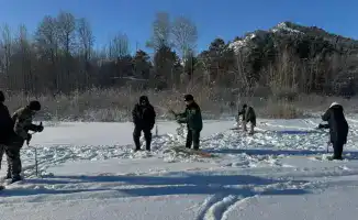 На водоёмах Каркаралинского нацпарка идут зимние аэрационные работы